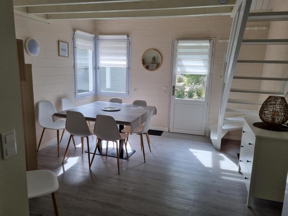 Les Chalets De Saumur, Piscine & Parc Boise, 100M Du Cadrenoir Ngoại thất bức ảnh